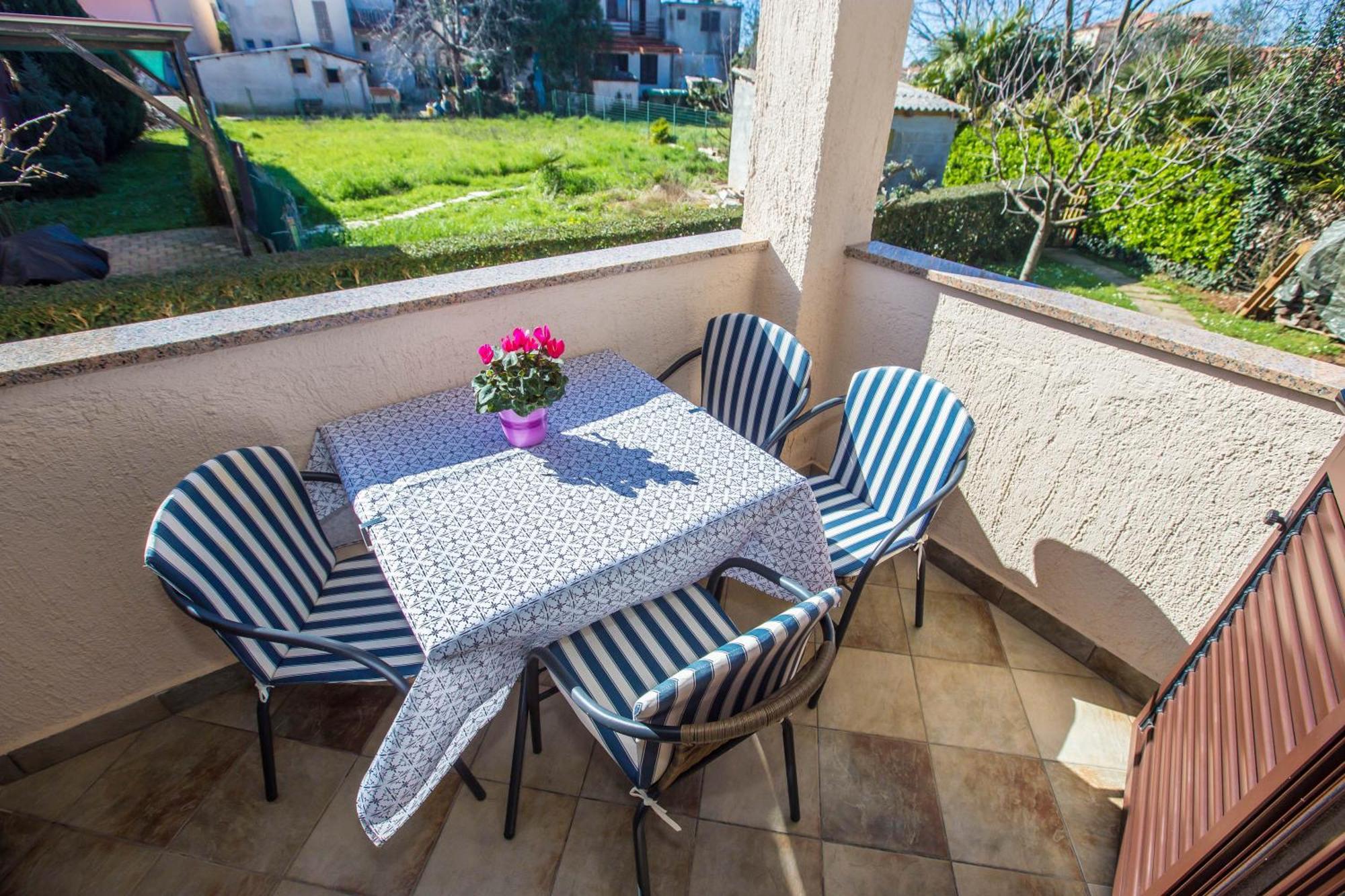 Apartments Marija Funtana Exterior foto
